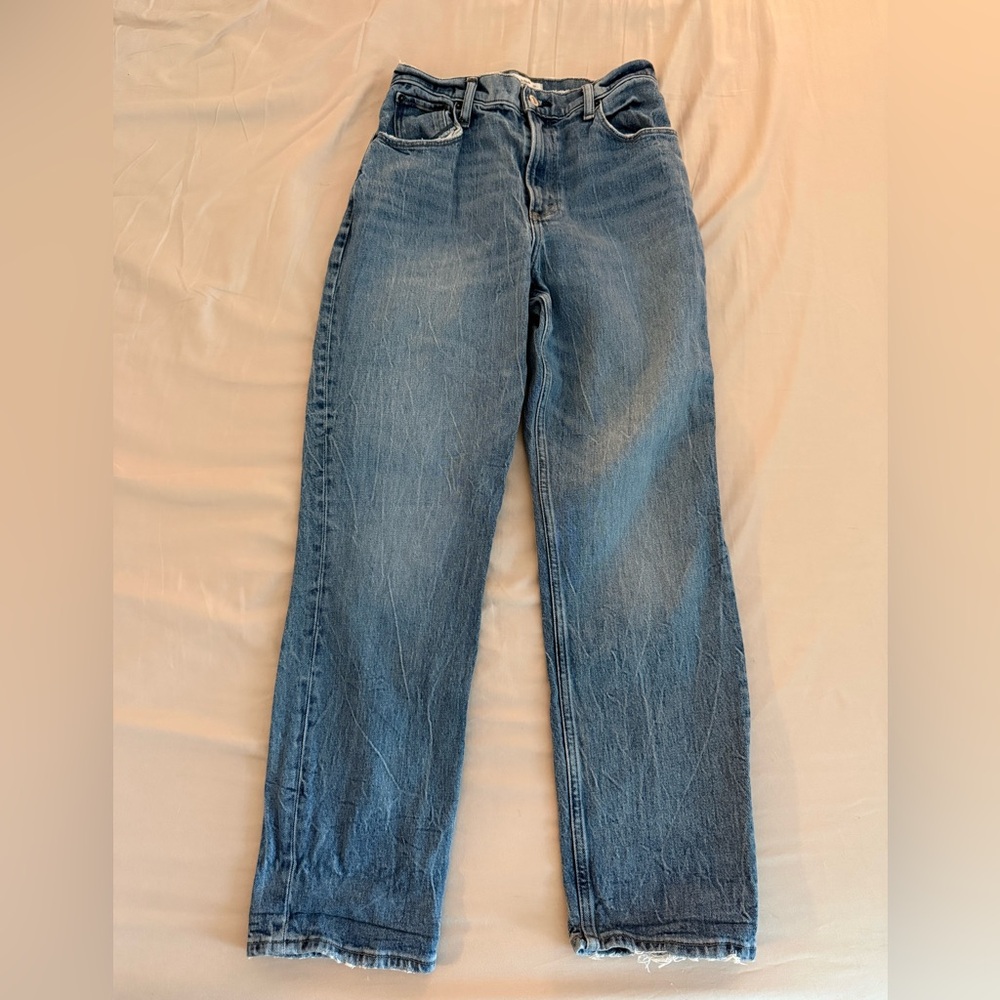 Abercrombie & Fitch The ‘90s Straight Ultra High Rise 27 Short Medium Wash